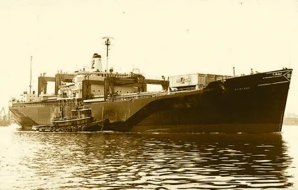 vận chuyển hàng hóa bằng container1