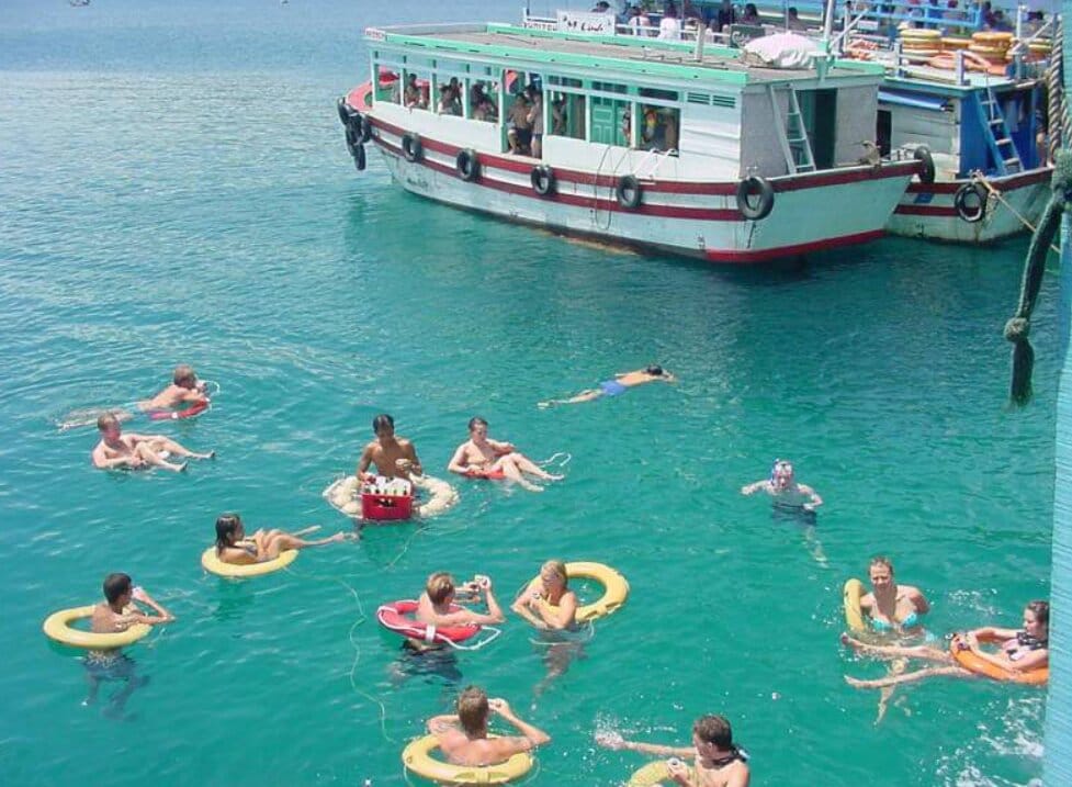 thuê-tàu-nha-trang