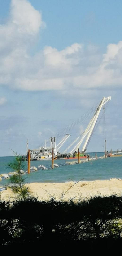 Công trình ngầm dưới biển