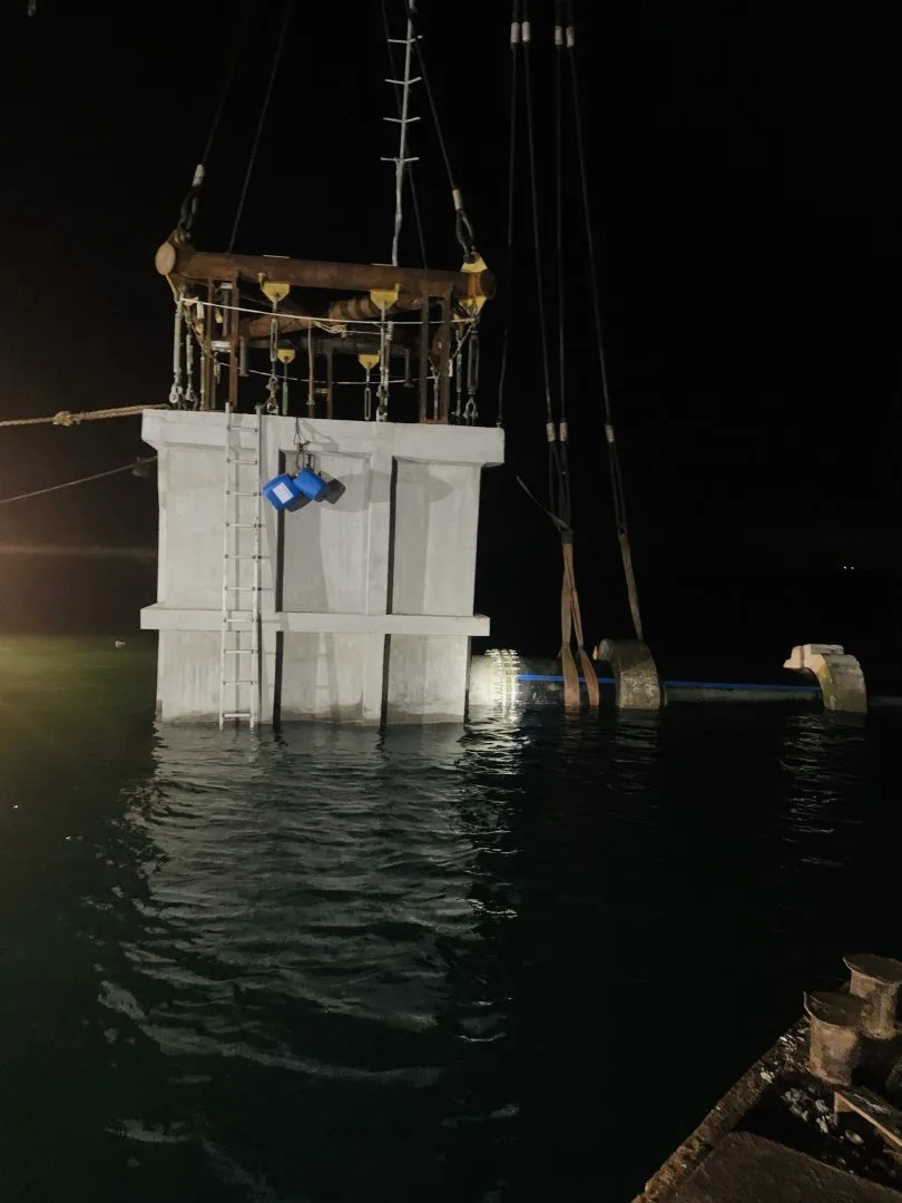 Công trình ngầm dưới biển